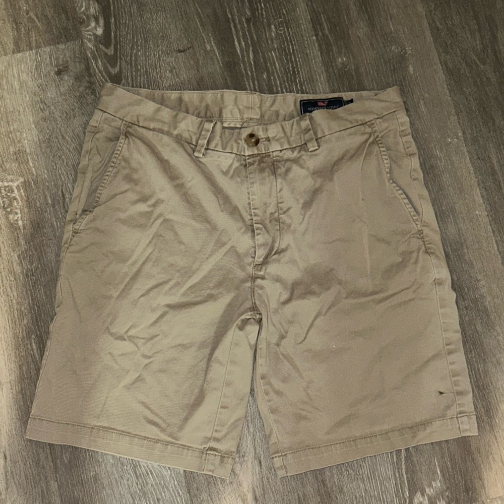 Vineyard Vines Men's Khaki Flat Front Shorts